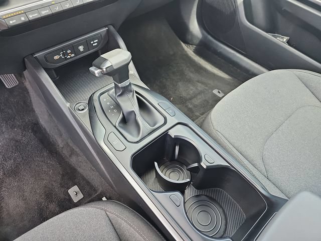 Used 2025 Kia K4 FWD image 29