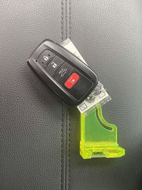 Used 2022 Toyota RAV4 XLE Premium image 34