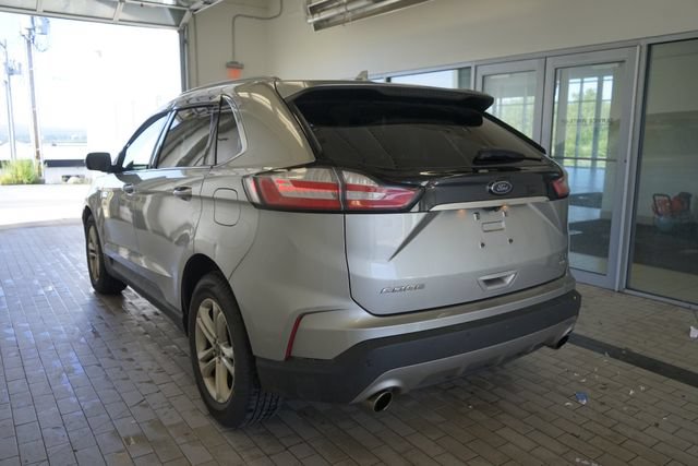 Certified 2020 Ford Edge SEL w/ Cold Weather Package AWD/4WD image 11