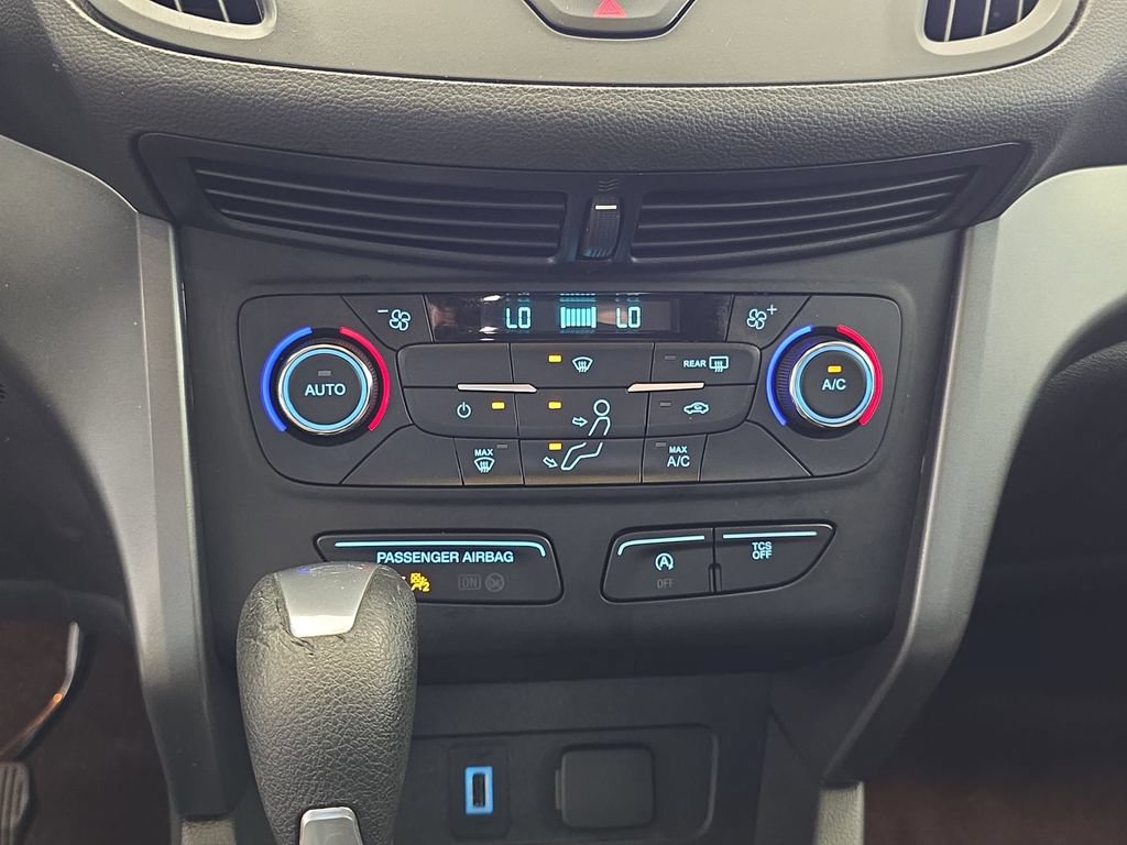 Certified 2017 Ford Escape SE AWD/4WD image 20