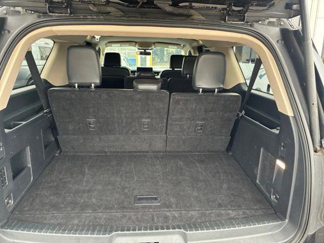 Certified 2024 Ford Expedition Max XLT RWD image 29