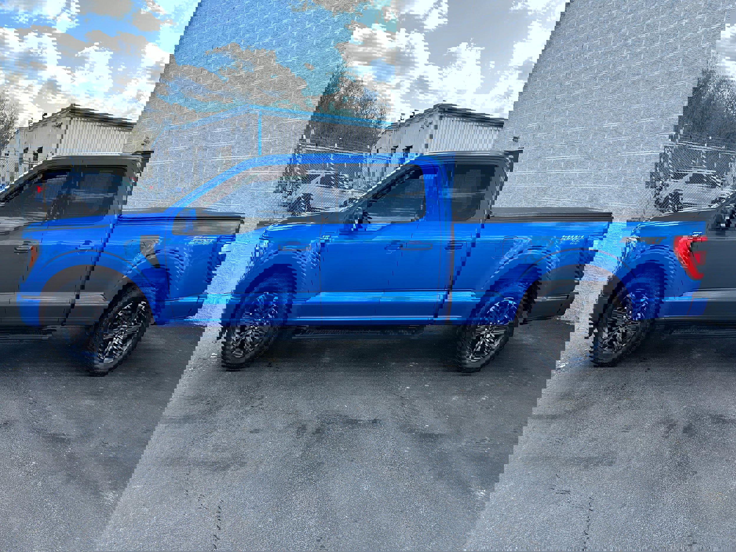 Certified 2021 Ford F150 Lariat w/ Equipment Group 502A High image 4