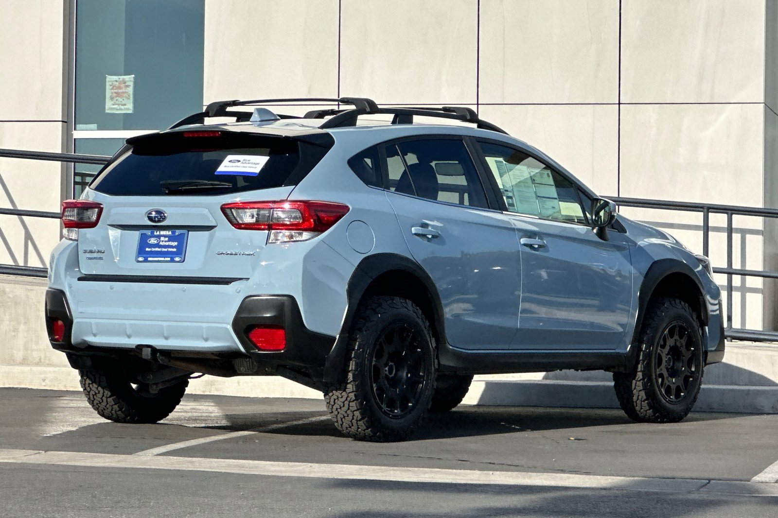Used 2022 Subaru Crosstrek 2.5i Limited w/ Moonroof Package 2 image 3