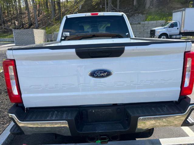 Certified 2025 Ford F250 XLT w/ Snow Plow Prep Package AWD/4WD image 3