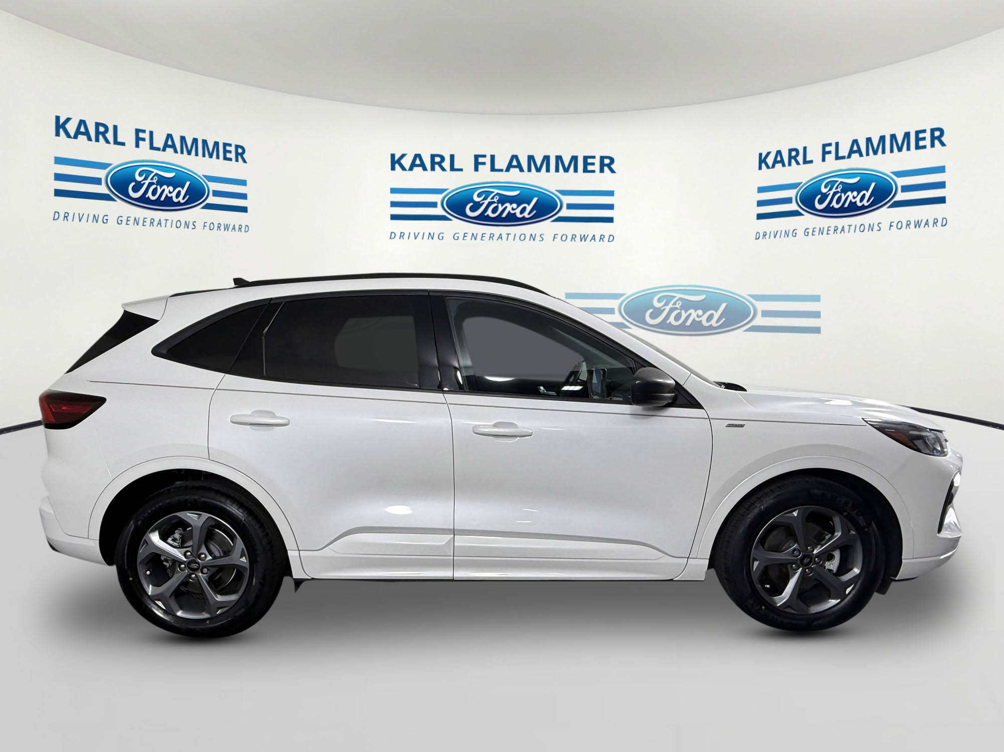 Certified 2023 Ford Escape ST-Line w/ Tech Pack #1 FWD image 2