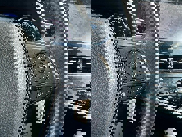 Used 2024 Toyota Camry SE w/ Blackout Package (TMS) image 27