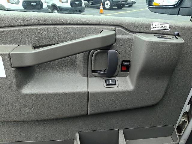 Used 2021 GMC Savana 3500 w/ Power Convenience Package RWD image 11