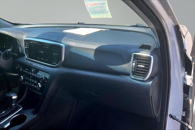 Used 2020 Kia Sportage EX w/ Option Group 15 AWD/4WD image 17