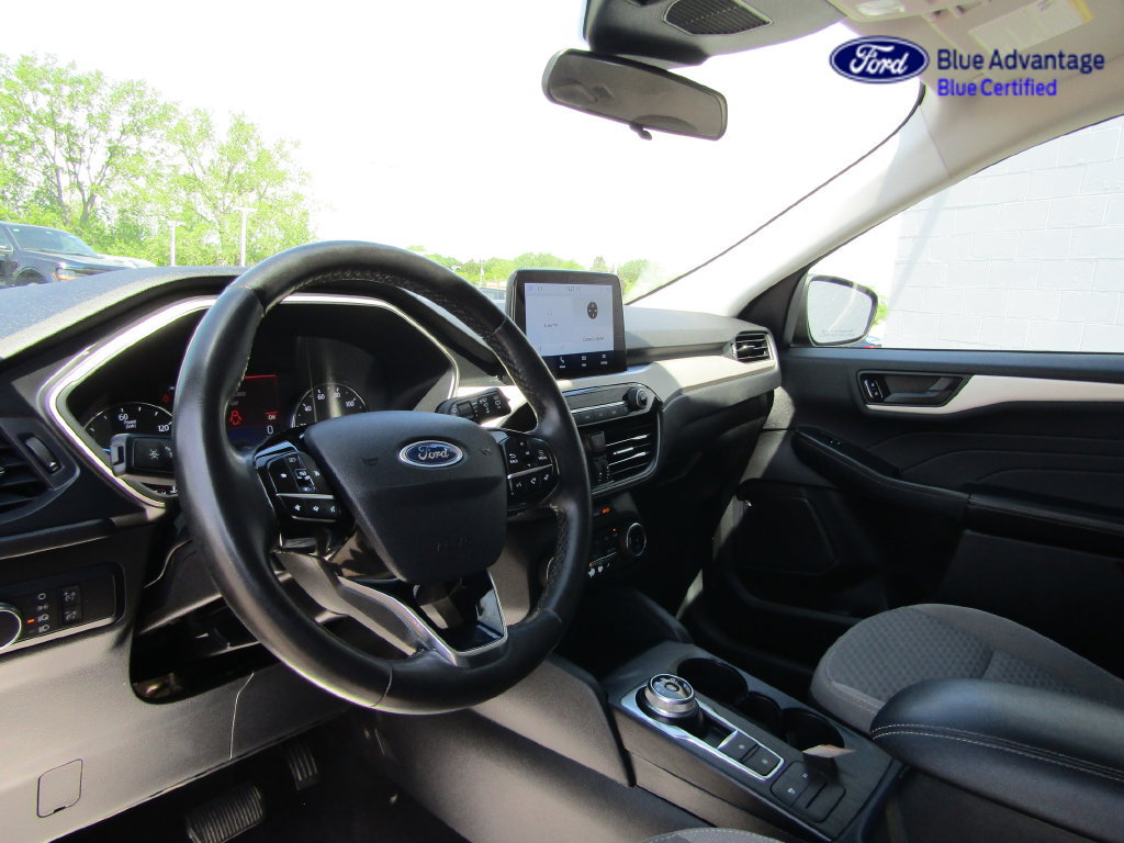 Certified 2022 Ford Escape SE w/ Convenience Package FWD image 11