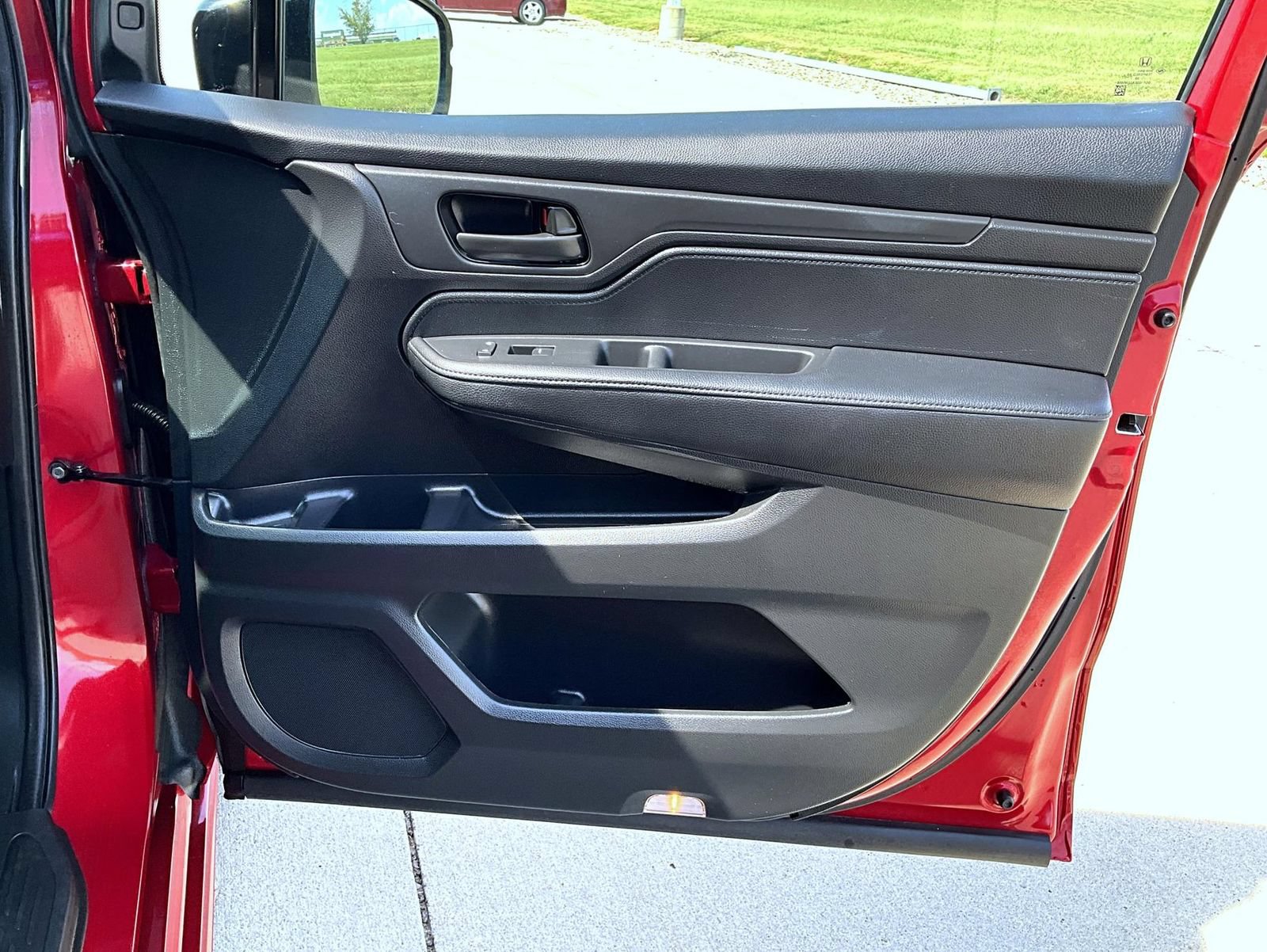 Used 2025 Honda Odyssey Sport-L image 17