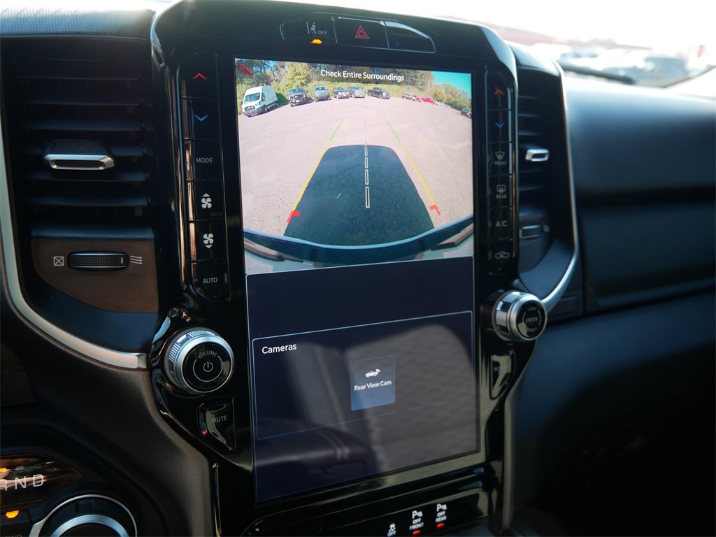 Used 2025 RAM 1500 Big Horn image 25