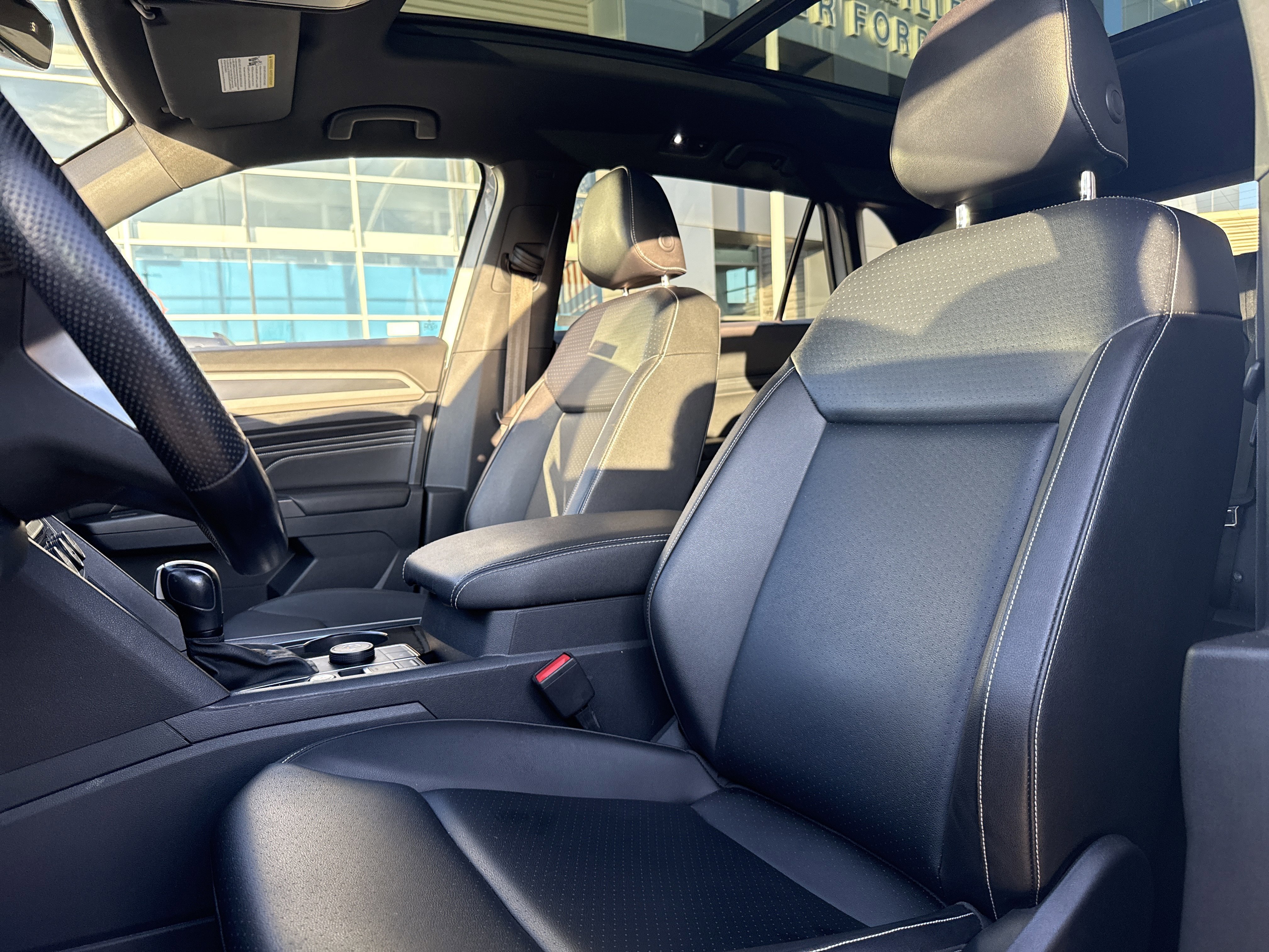 Used 2020 Volkswagen Atlas Cross Sport SEL R-Line image 12