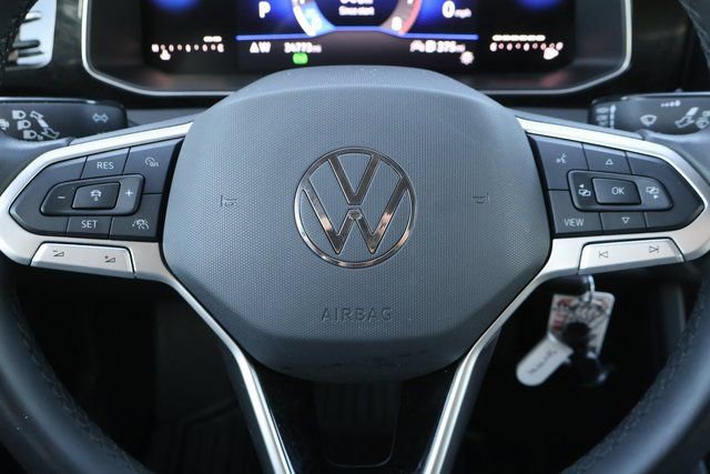 Used 2025 Volkswagen Jetta S image 28