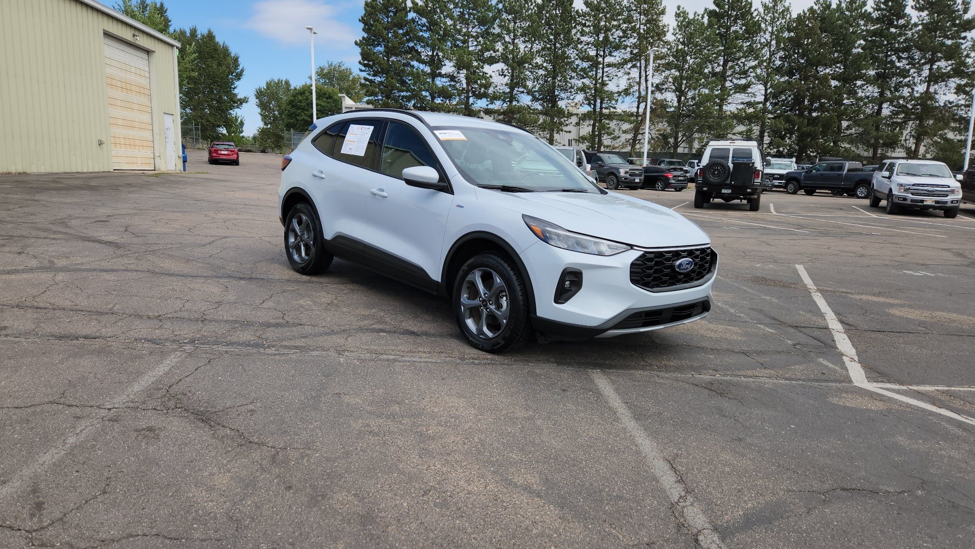 Certified 2025 Ford Escape ST-Line Select AWD/4WD image 14