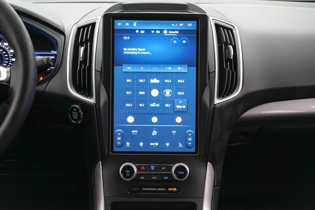 Certified 2024 Ford Edge SEL w/ Convenience Package AWD/4WD image 15