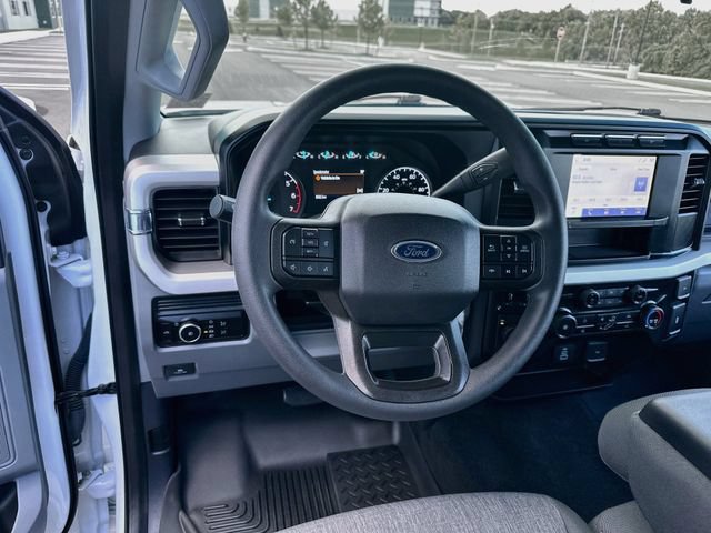 Certified 2024 Ford F350 4x4 Crew Cab Super Duty image 25