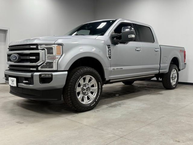 Certified 2022 Ford F350 Platinum w/ FX4 Off-Road Package image 5