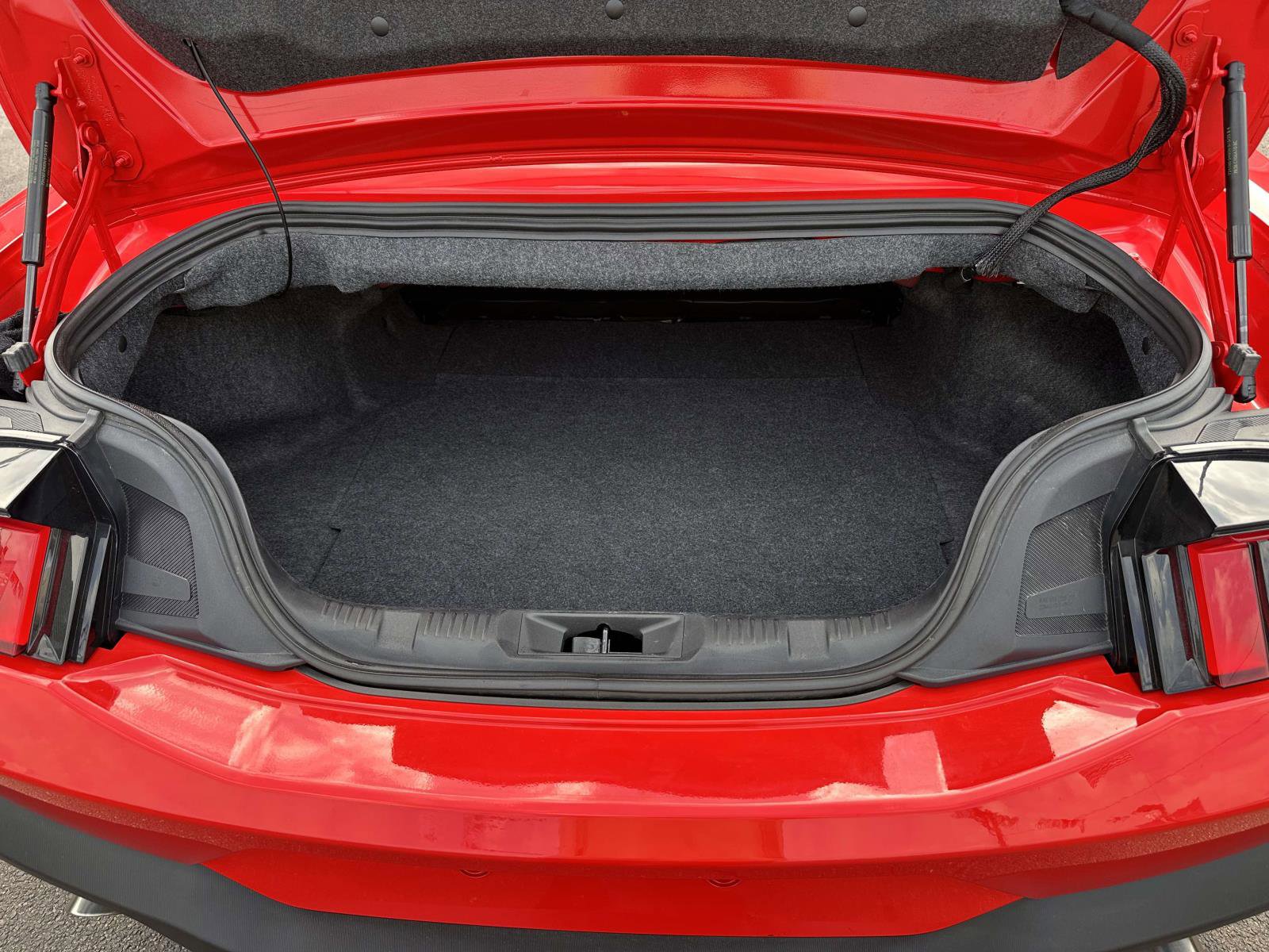 Certified 2025 Ford Mustang Premium image 8