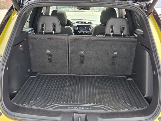 Used 2023 Chevrolet TrailBlazer RS w/ Sun and Liftgate Package image 13