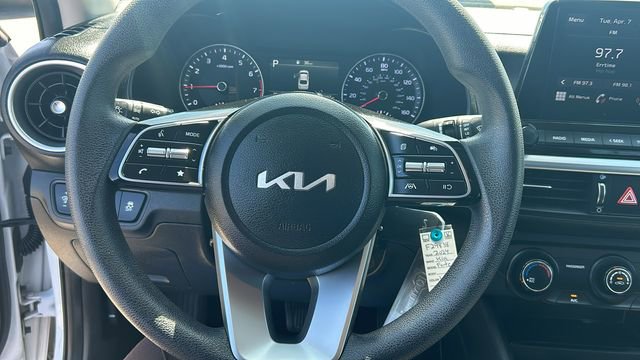 Used 2024 Kia Forte LXS FWD image 19