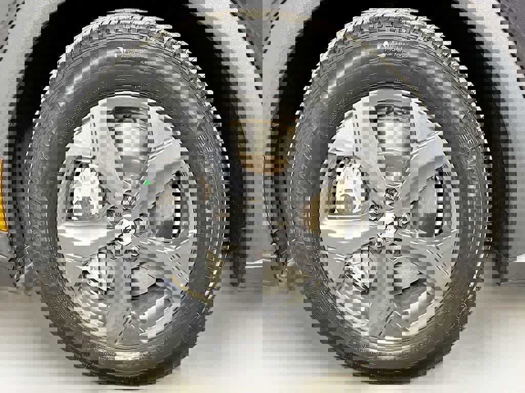 Certified 2022 Ford Mustang Mach-E Select image 10