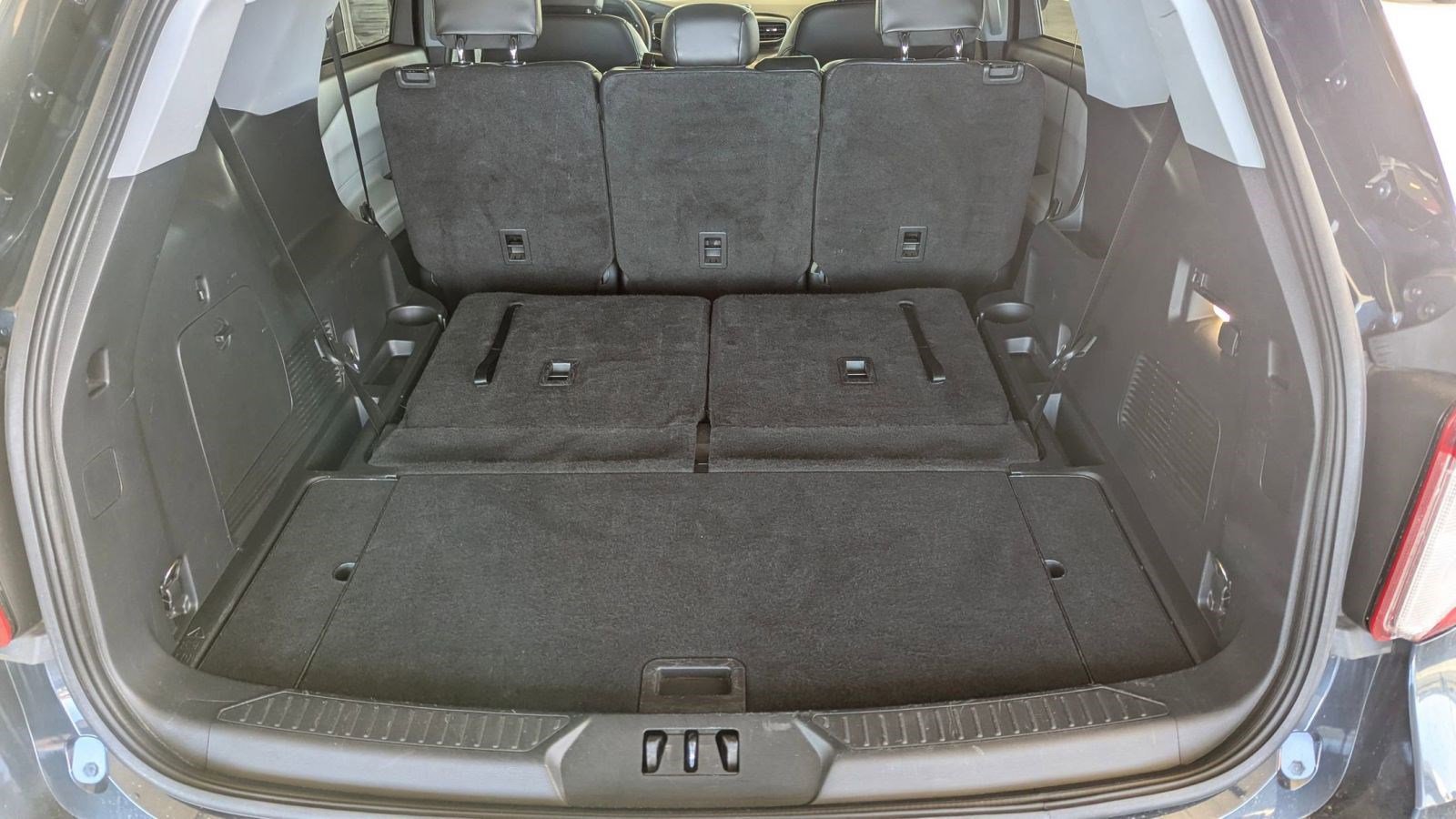 Certified 2023 Ford Explorer XLT w/ Equipment Group 202A image 22