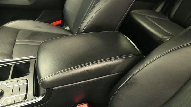 Used 2022 Kia Sorento S w/ Panoramic Sunroof Package FWD image 23
