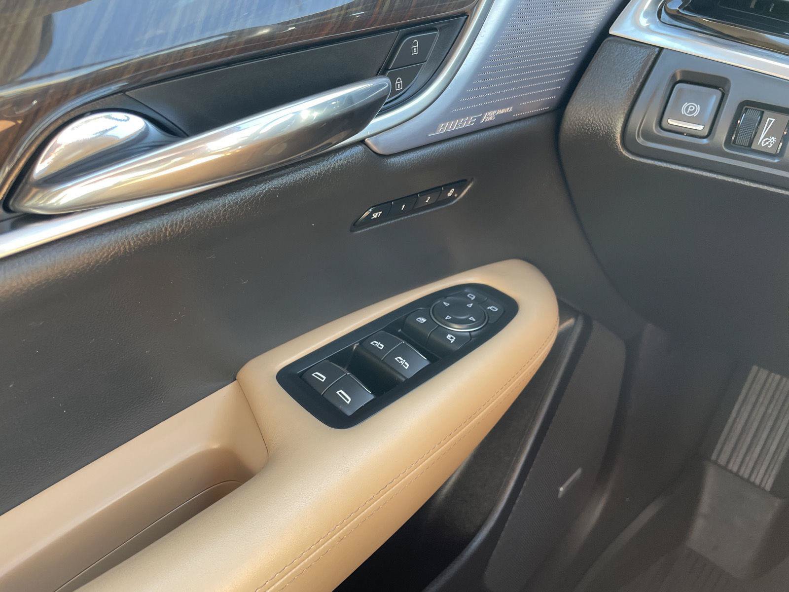 Used 2025 Cadillac XT6 Sport w/ Platinum Package AWD/4WD image 34