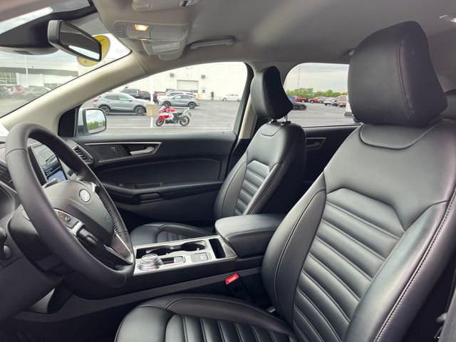 Certified 2024 Ford Edge SEL w/ Convenience Package AWD/4WD image 14