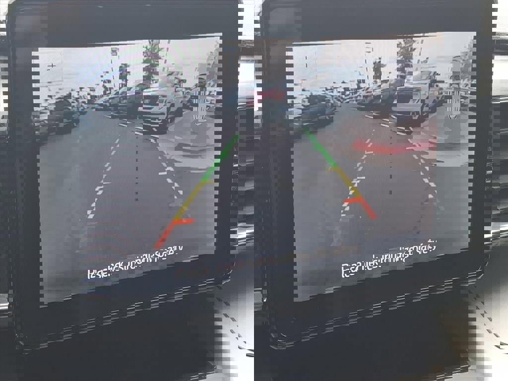 Certified 2022 Ford Explorer XLT w/ Equipment Group 202A image 28