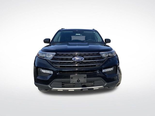 Certified 2023 Ford Explorer XLT w/ Equipment Group 202A image 11