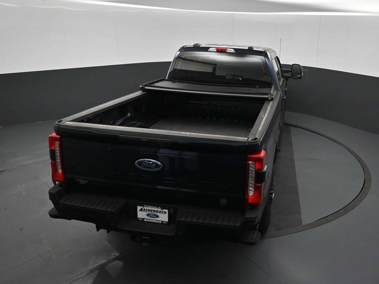 Certified 2024 Ford F250 XL w/ STX Appearance Package AWD/4WD image 15