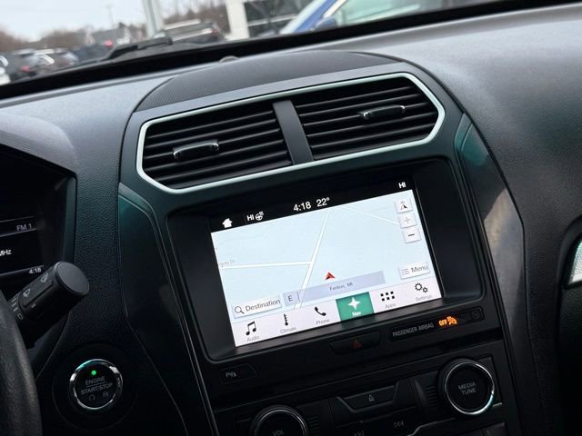 Certified 2017 Ford Explorer XLT w/ Equipment Group 202A image 4