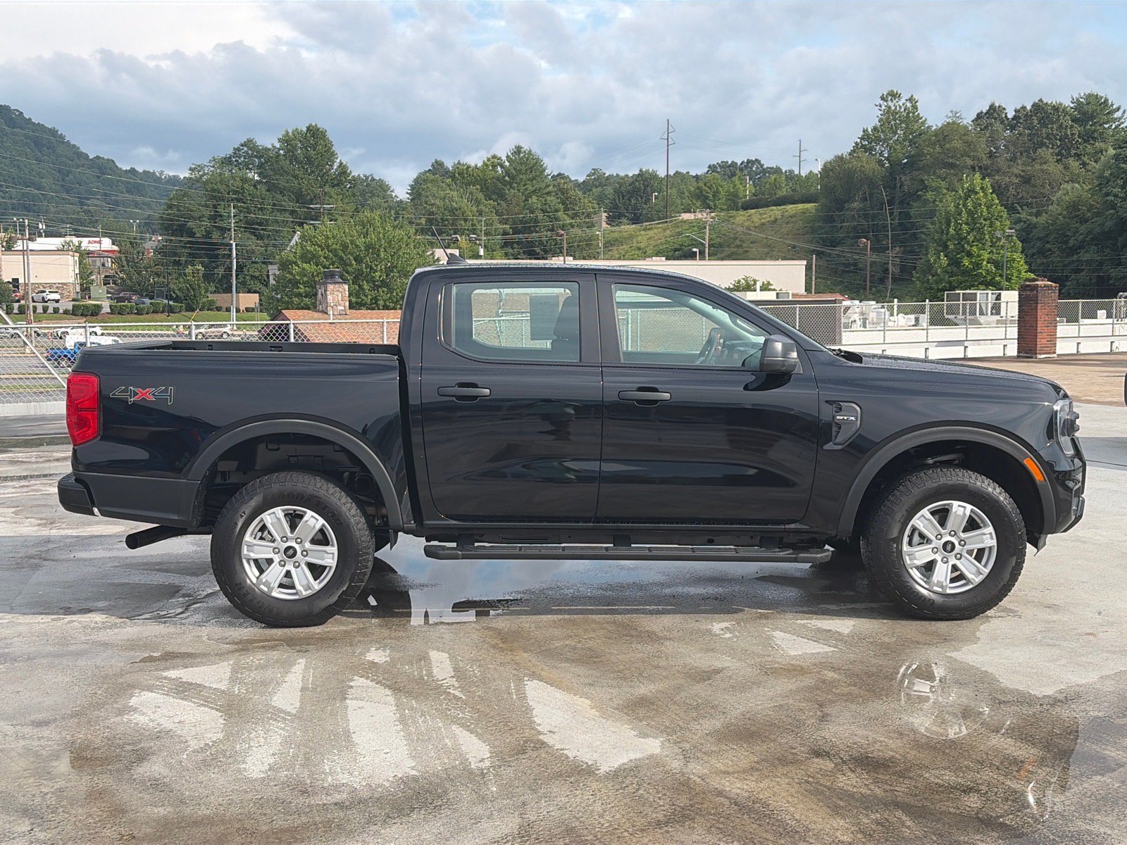 Certified 2025 Ford Ranger XL w/ Trailer Tow Package AWD/4WD image 2