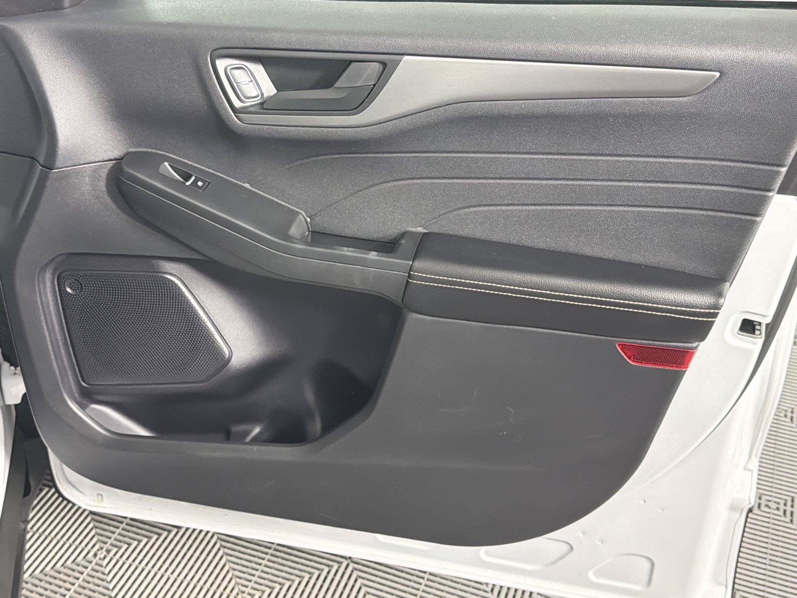 Certified 2023 Ford Escape Active FWD image 14