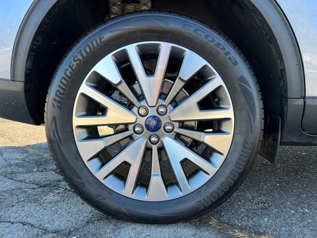 Certified 2022 Ford Escape Titanium image 14