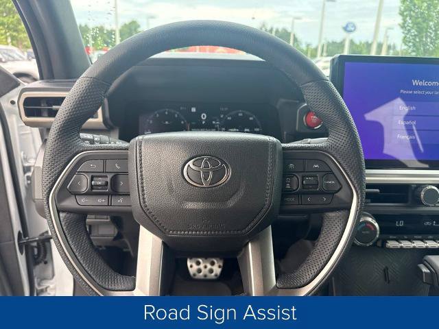 Used 2026 Toyota Tacoma TRD Sport AWD/4WD image 14