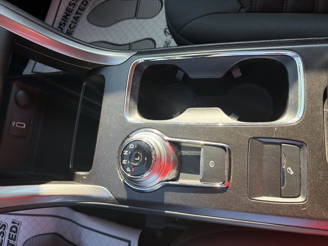 Certified 2017 Ford Fusion SE w/ Fusion SE Technology Package FWD image 12