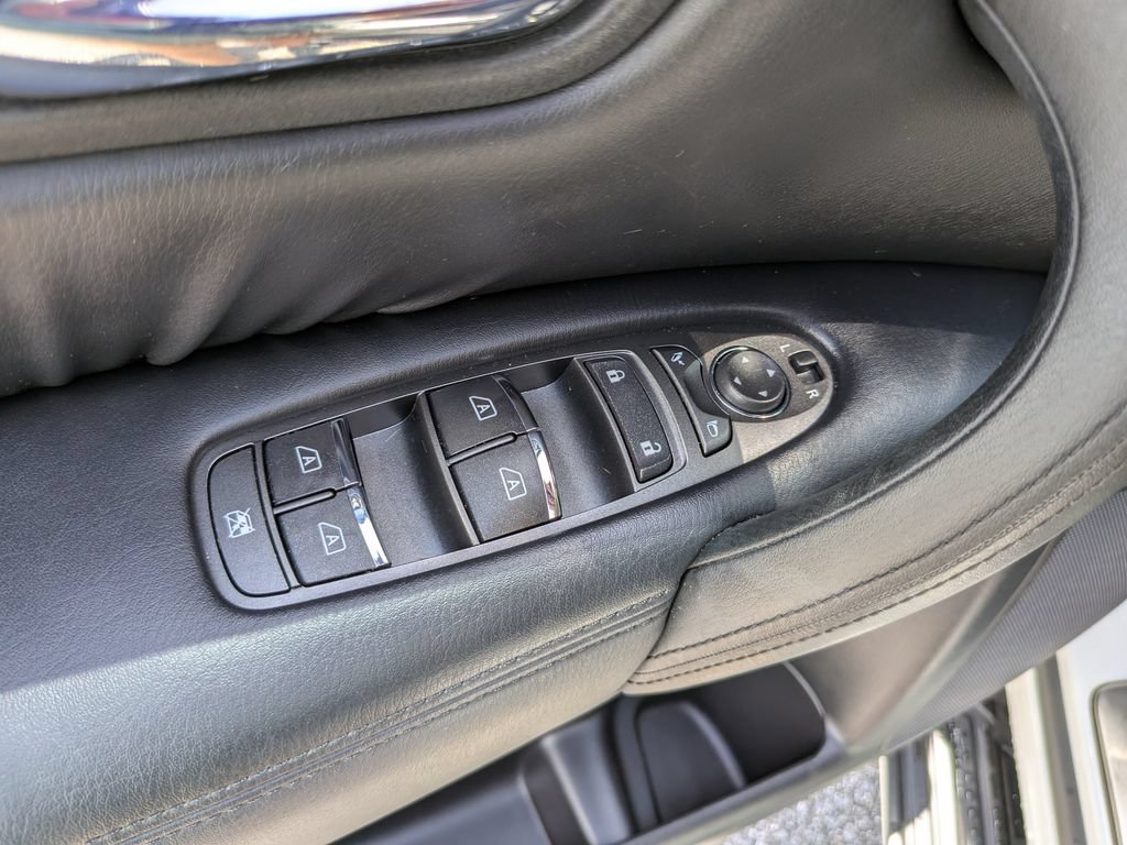 Used 2023 Nissan Armada SL w/ Cargo Package RWD image 24