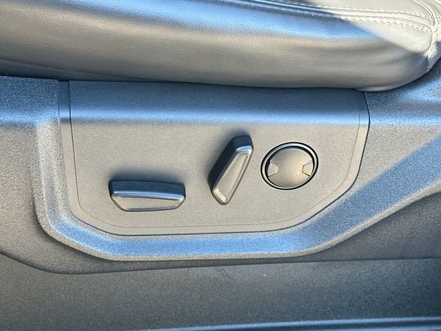 Certified 2024 Ford Expedition XLT image 43