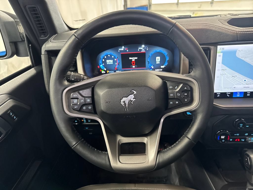 Certified 2025 Ford Bronco Outer Banks AWD/4WD image 14