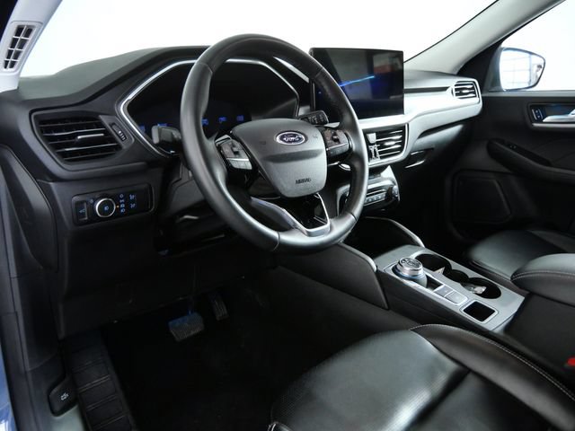 Certified 2024 Ford Escape Platinum AWD/4WD image 16