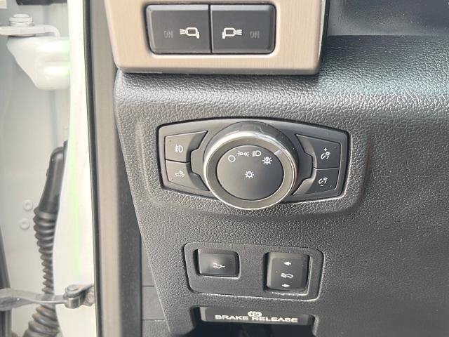 Certified 2020 Ford F450 Platinum w/ FX4 Off-Road Package AWD/4WD image 17