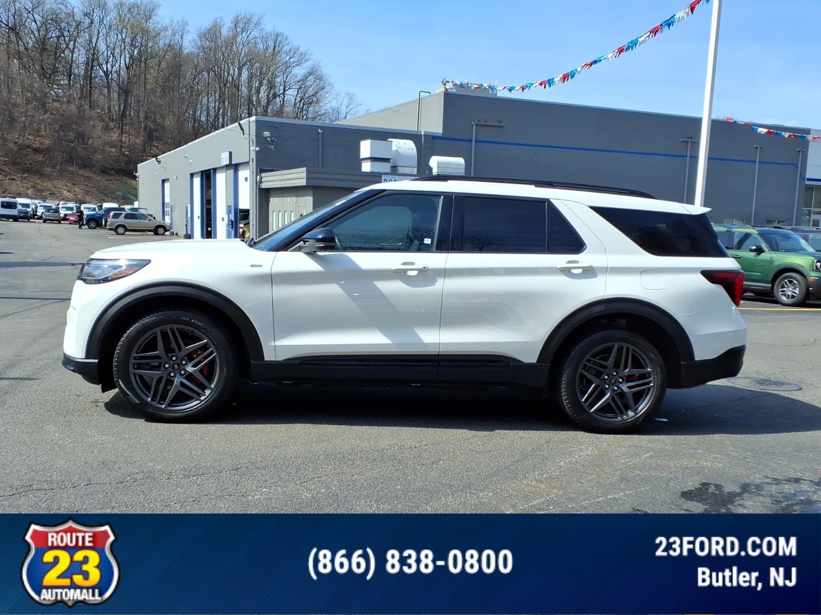 Certified 2025 Ford Explorer ST-Line w/ Premium Package AWD/4WD image 2