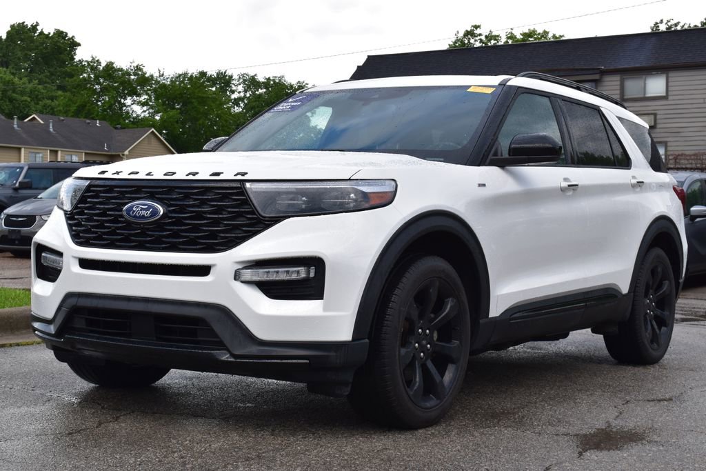 Certified 2024 Ford Explorer ST-Line w/ Class IV Trailer Tow Package
