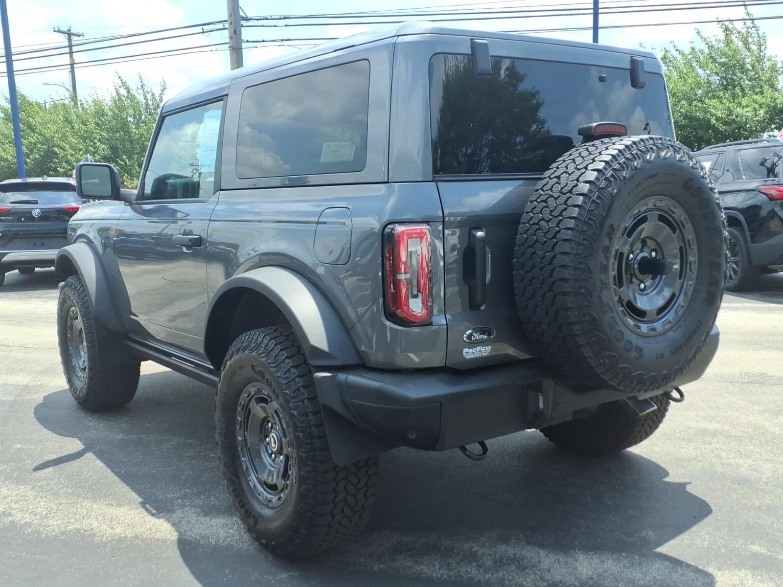 Certified 2025 Ford Bronco Badlands AWD/4WD image 6