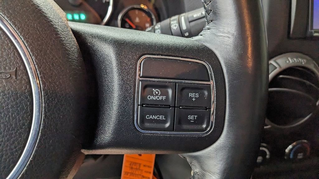 Used 2017 Jeep Wrangler Unlimited Willys image 29