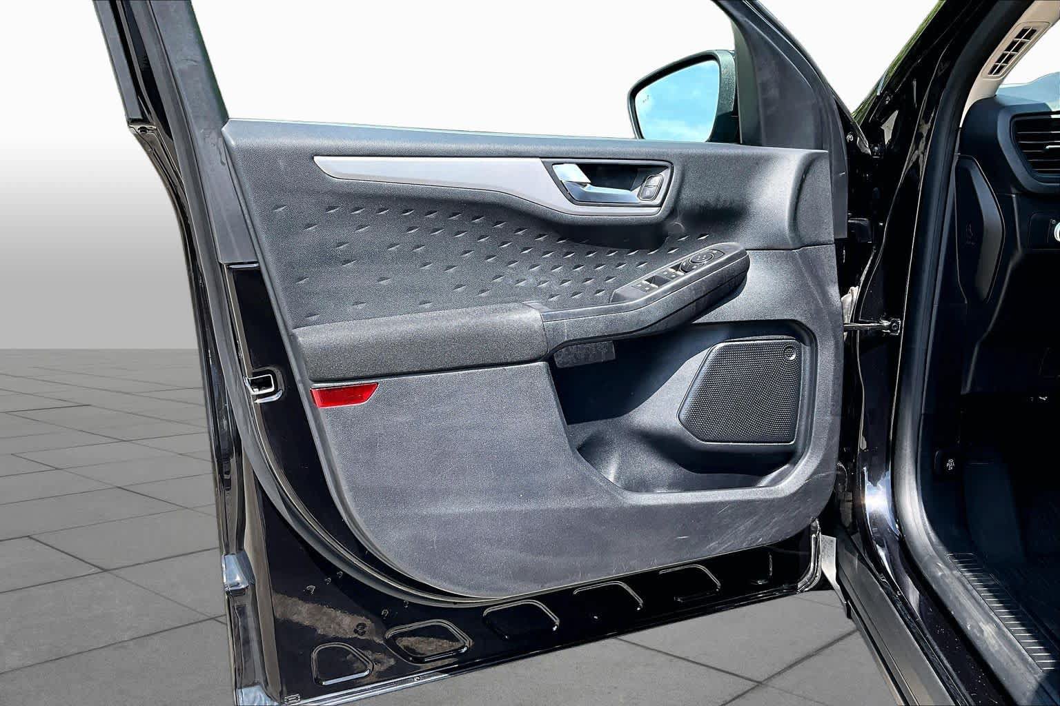 Certified 2020 Ford Escape SE AWD/4WD image 22