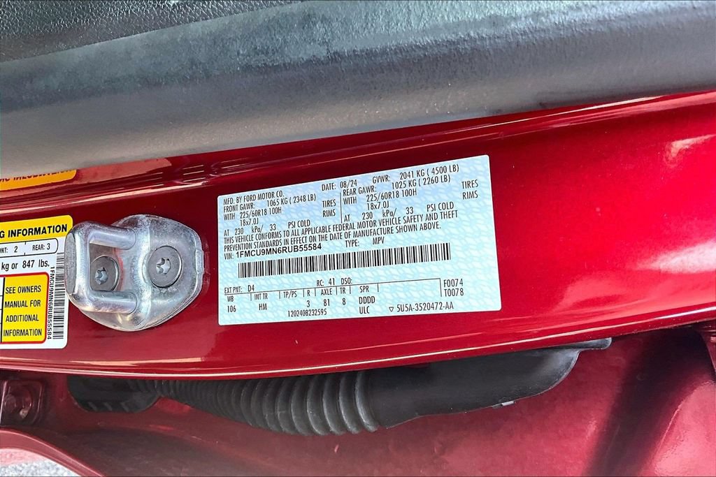 Certified 2024 Ford Escape ST-Line AWD/4WD image 32