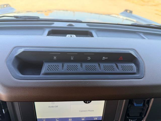 Certified 2022 Ford Bronco Outer Banks w/ Sasquatch Package AWD/4WD image 17